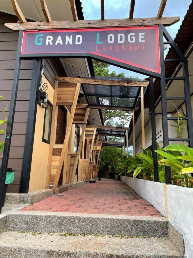 Grand Lodge Langkawi 珍南海滩 外观 照片